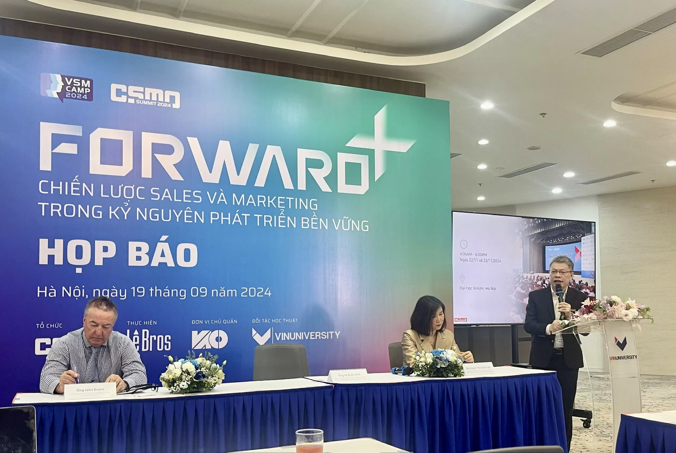 VSMCamp & CSMOSummit 2024: Định hướng xây dựng chiến lược sales và marketing bền vững