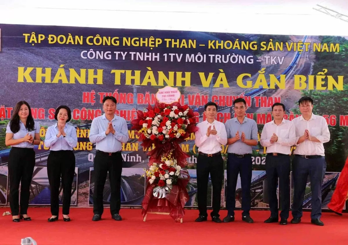 Công ty Môi trường - TKV tổ chức khánh thành và gắn biển công trình chào mừng 30 năm Ngày thành lập