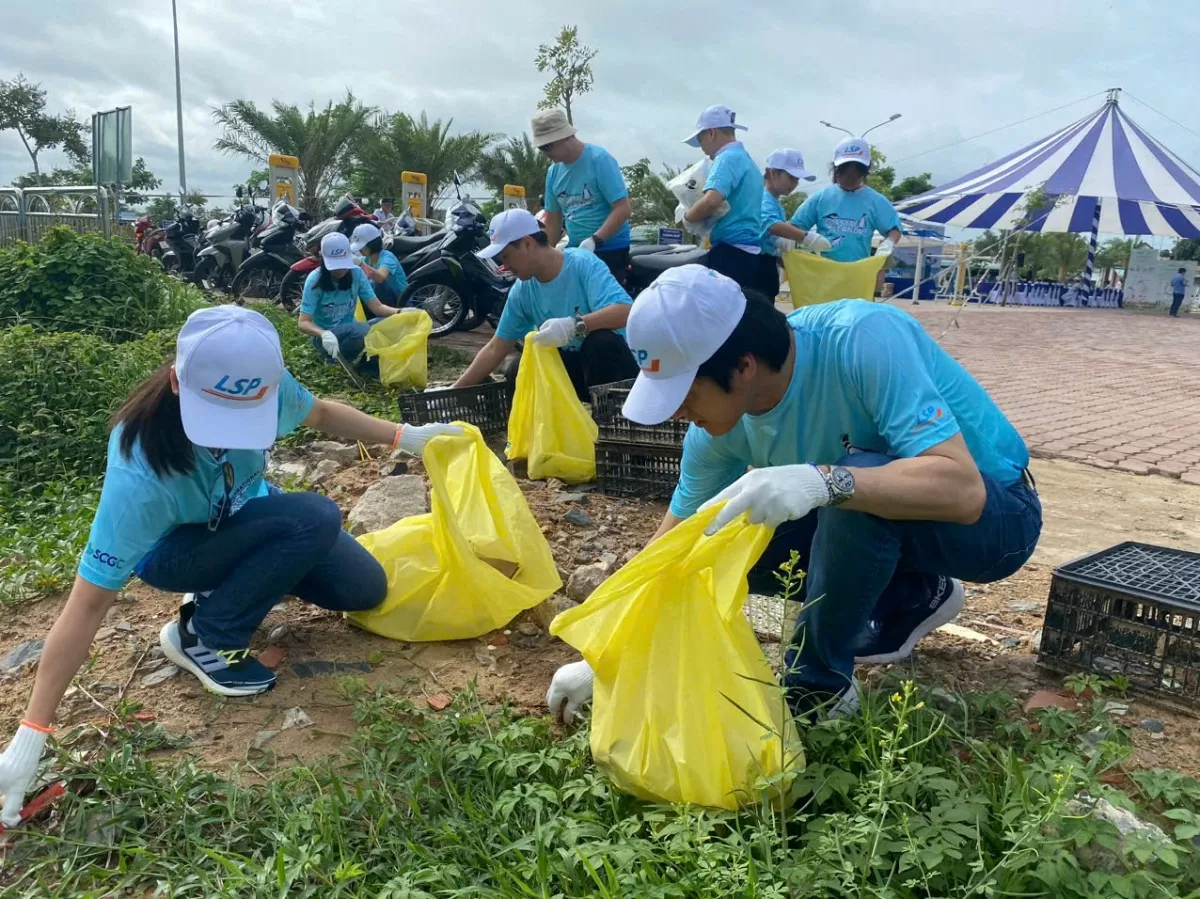 TP. Vũng Tàu: LSP cùng người dân xã đảo Long Sơn thu gom rác thải