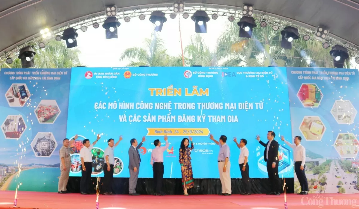 Bình Định: Khai mạc triển lãm các mô hình công nghệ trong thương mại điện tử