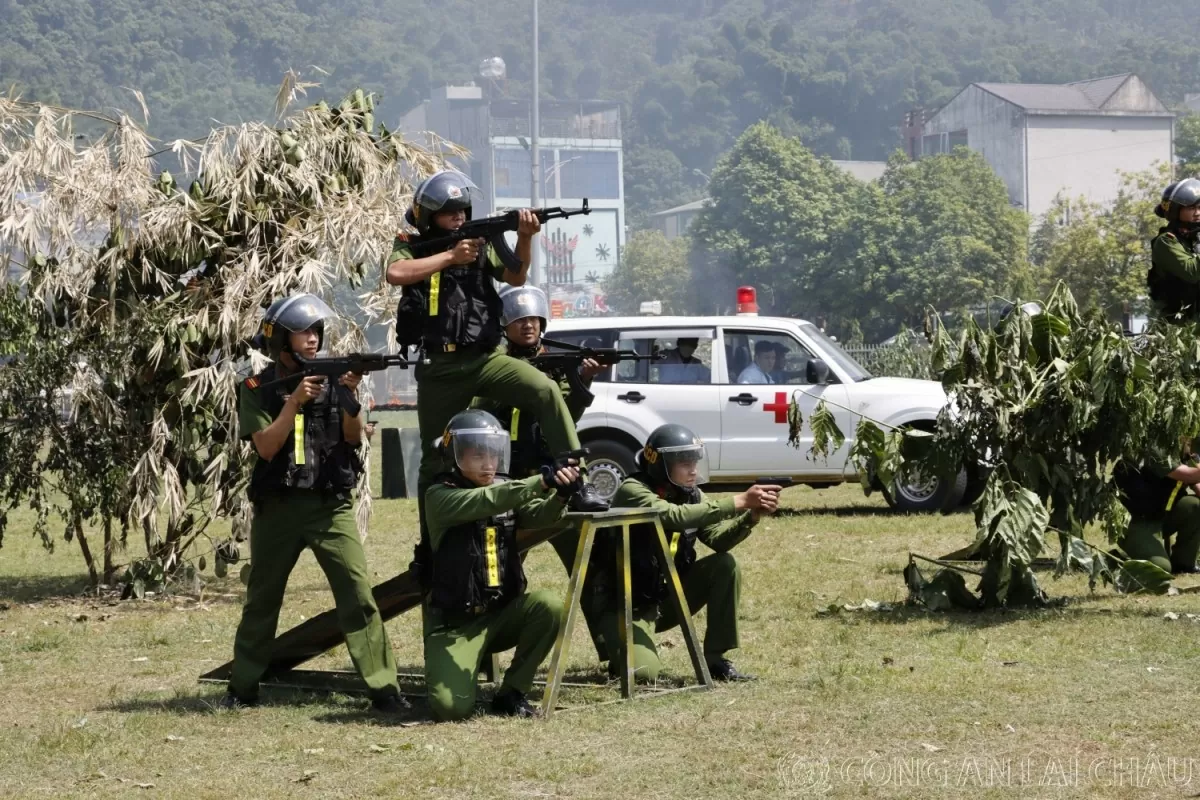 Lai Châu: Diễn tập đánh bắt các đối tượng phản động, âm mưu bạo loạn