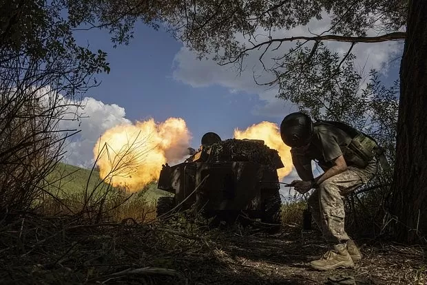 Chiến sự Nga-Ukraine hôm nay ngày 17/10/2024: Ukraine muốn được mời vào NATO; ''nồi hầm'' Kursk sôi sục