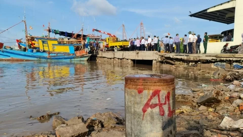 Cảng cá Gành Hào (TT.Gành Hào, H.Đông Hải, Bạc Liêu) 