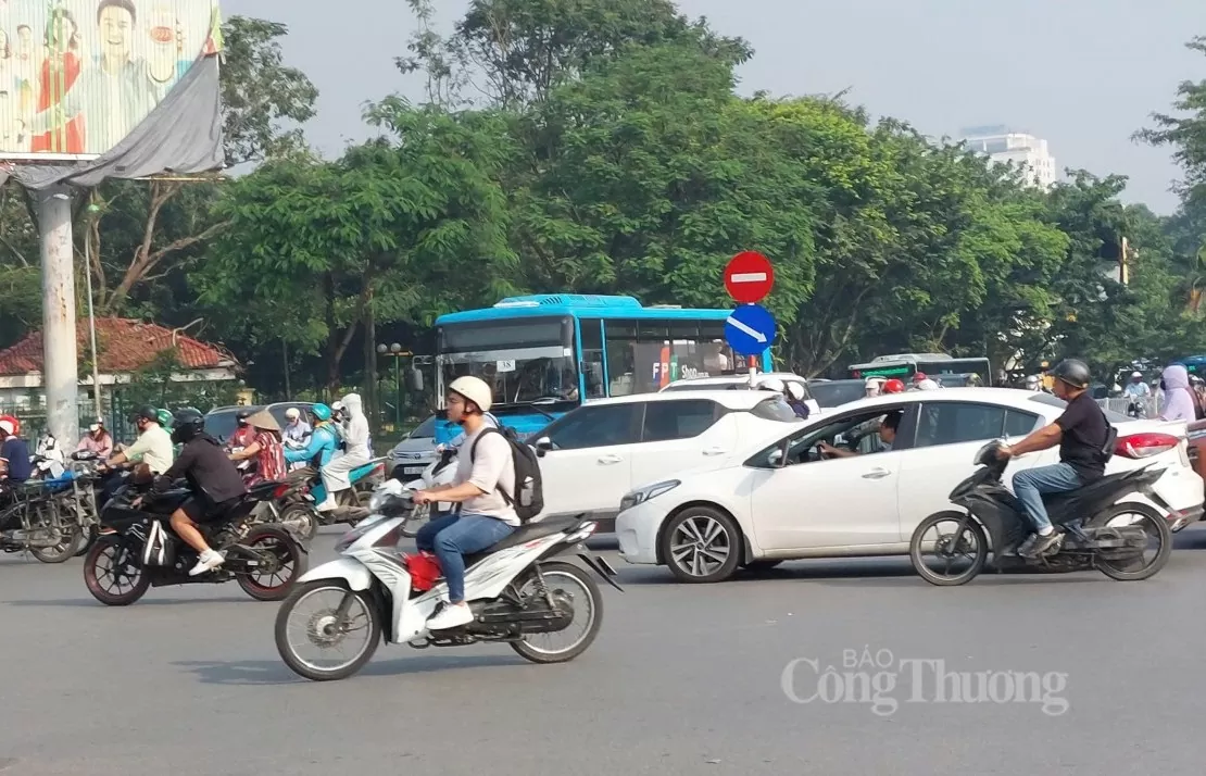 Dự báo thời tiết hôm nay ngày 27/9/2024: Bắc Bộ ngày nắng; Nam Trung Bộ, Tây Nguyên, Nam Bộ mưa to