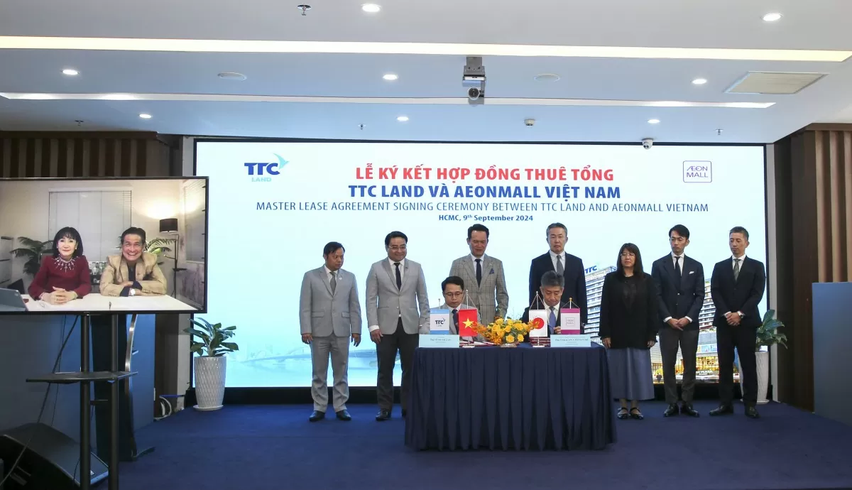 Ông Võ Thanh Lâm - Tổng Giám đốc TTC Land và ông Tetsuyuki Nakagawa - Tổng Giám đốc AeonMall Việt Nam ký kết Hợp đồng thuê tổng thuộc dự án TTC Plaza Đà Nẵng vào ngày 9/9/2024 tại TP.HCM