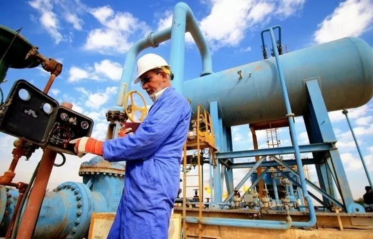 Giá dầu chìm trong sắc đỏ sau thông tin OPEC+ gia tăng sản lượng