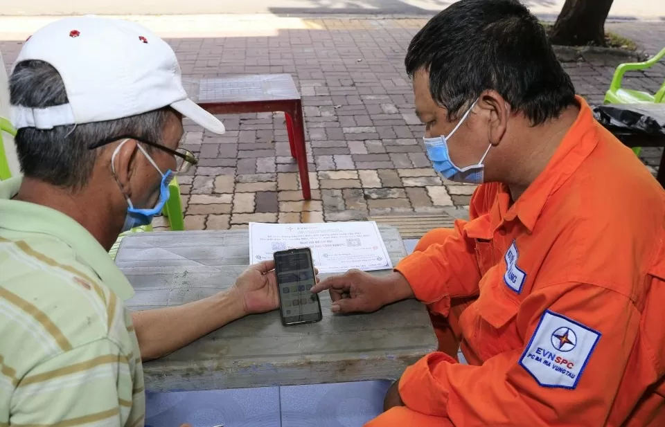 Tập trung đối soát thông tin khách hàng ngành điện với hệ thống cơ sở dữ liệu quốc gia về dân cư