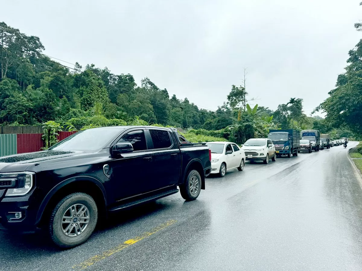 Sạt lở ở Hà Giang: Chủ tịch xã Việt Vinh lo mưa lớn cản trở công tác khắc phục hậu quả