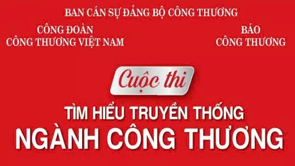 Hàng nghìn sinh viên Trường Đại học Kinh tế