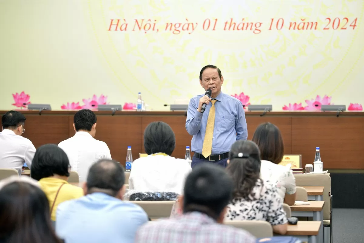 PGS.TS Nguyễn Hồng Vinh chia sẻ chuyên đề “Kinh nghiệm viết báo chính luận”