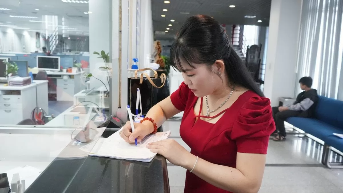 Trúng 9 miếng vàng SJC nhờ uống Trà Dr Thanh