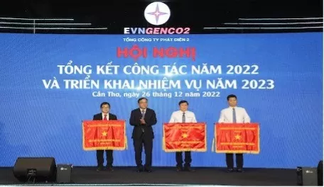 Công ty Thủy điện Sông Bung vinh dự nhận cờ thi đua năm 2022