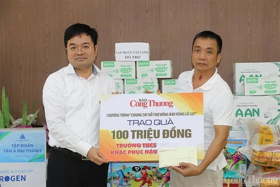 bao cong thuong tiep nhan tien va hang hoa tri gia hon 1 ty dong ho tro dong bao vung lu lut