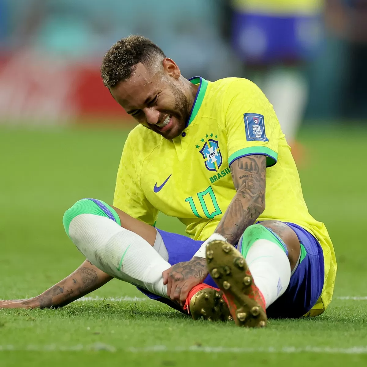 Đoàn Văn Hậu, Neymar và những áp lực bất công từ dư luận