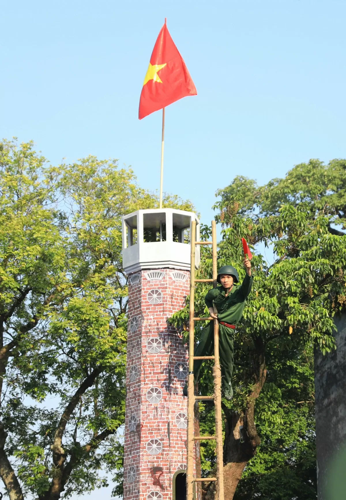 'Ngày hội Văn hoá vì hoà bình': Nơi tái hiện những ký ức hào hùng của Thủ đô Hà Nội