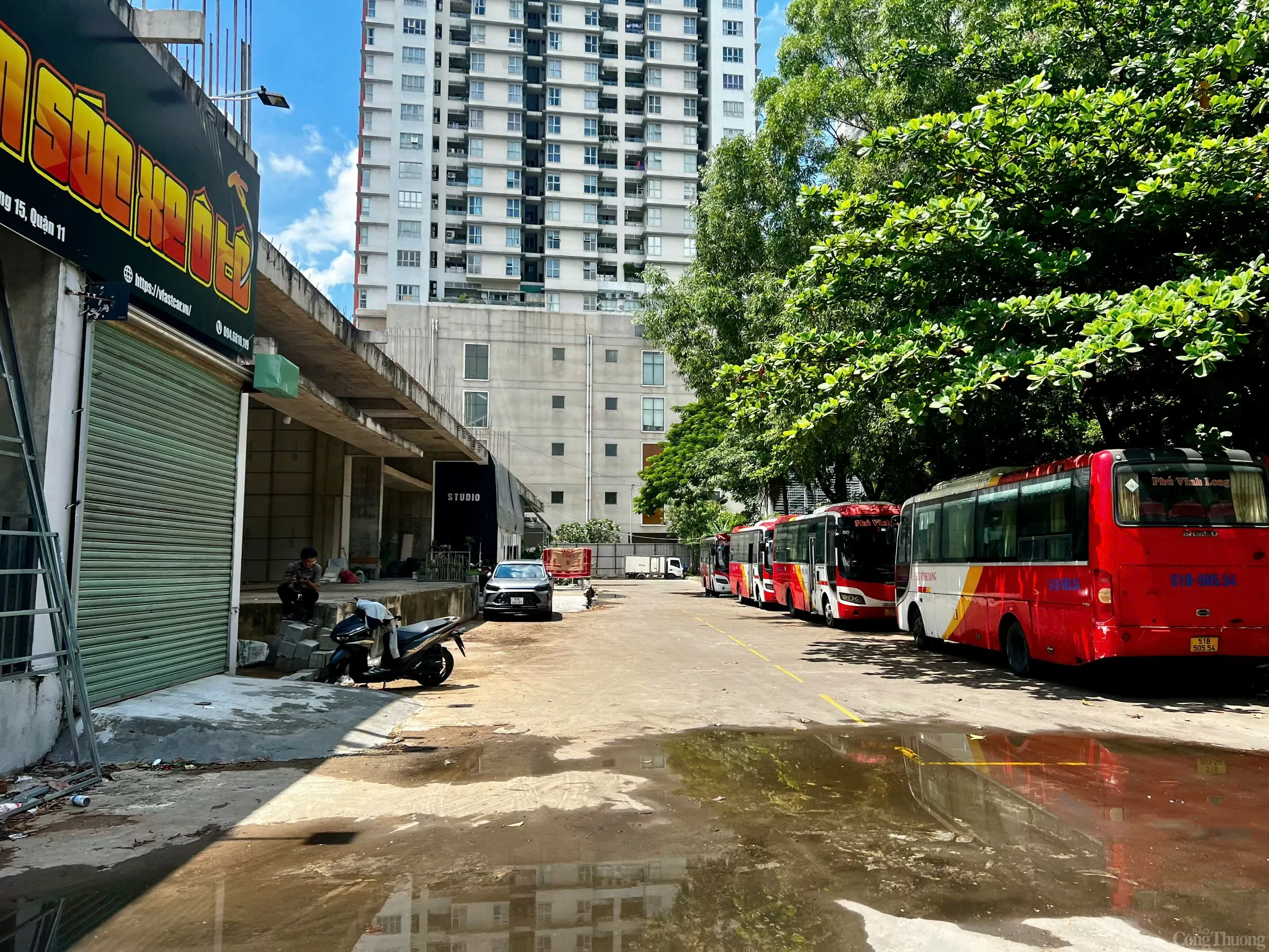 Cận cảnh dự án The Park Avenue của Novaland vốn 'đắp chiếu' bỗng biến thành nhà hàng, bãi xe