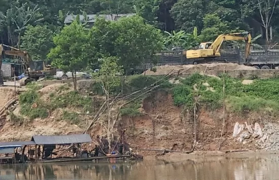 Hà Giang: Nhức nhối nạn khai thác, buôn bán trái phép cát sỏi tại Bắc Quang