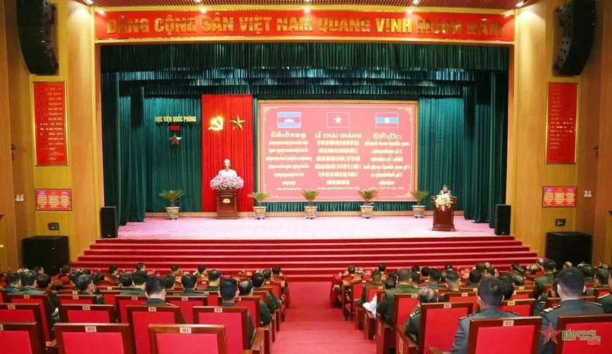 Học viện Quốc phòng khai giảng khoá đào tạo ngắn hạn cho quân đội Lào và Campuchia