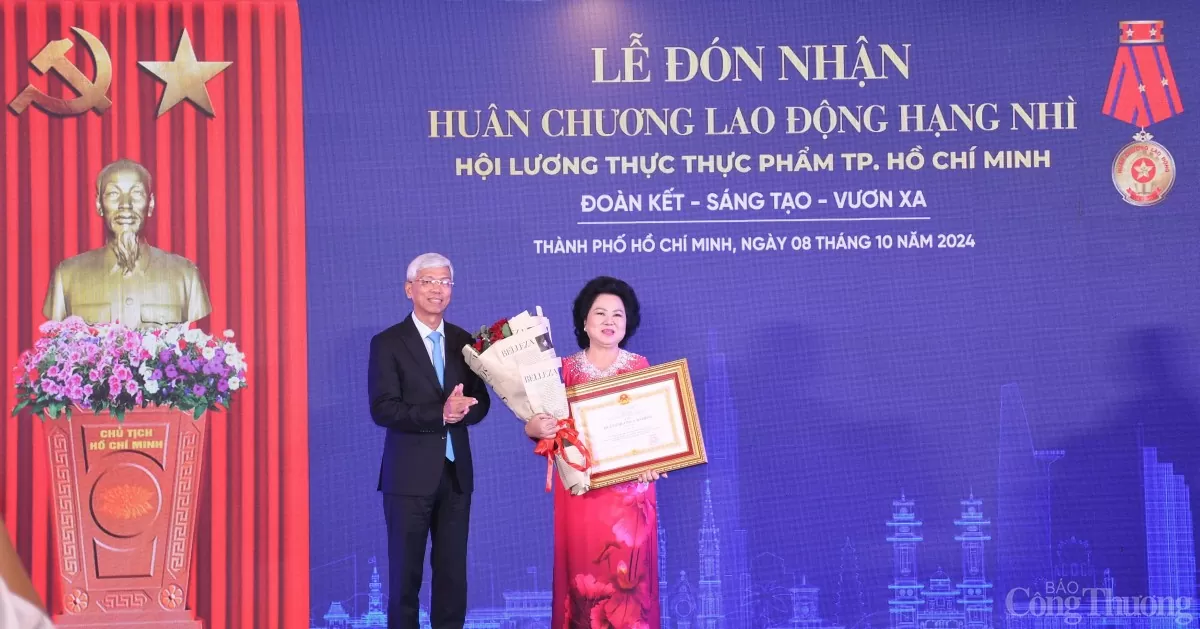 Hội Lương thực Thực phẩm TP. Hồ Chí Minh vinh dự đón nhận Huân chương Lao động hạng Nhì