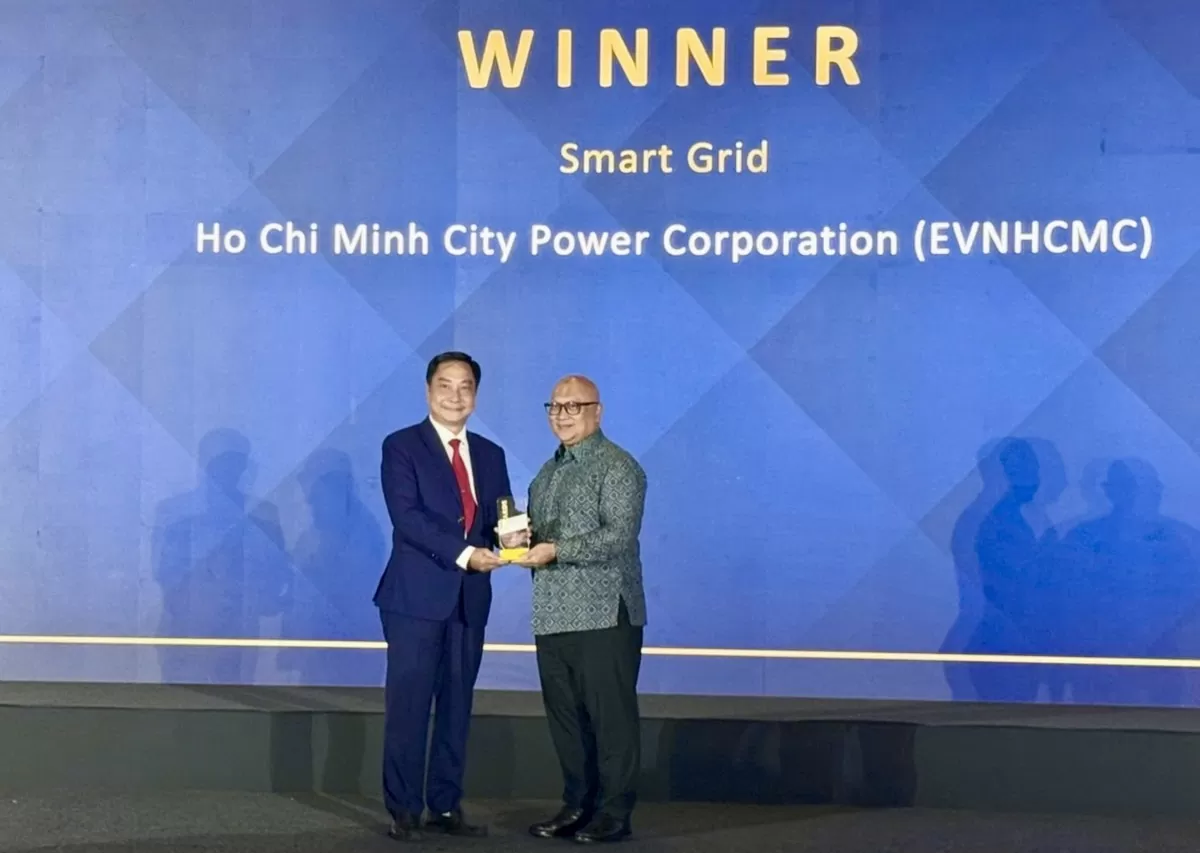 EVNHCMC liên tiếp đoạt 2 giải thưởng quốc tế cho “Lưới điện thông minh - Smart Grid”