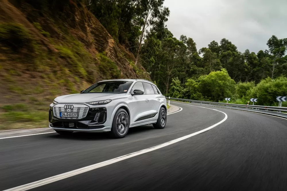 Đạt điểm đánh giá cao nhất về an toàn, Audi Q6 e-tron có điểm đặc biệt gì?