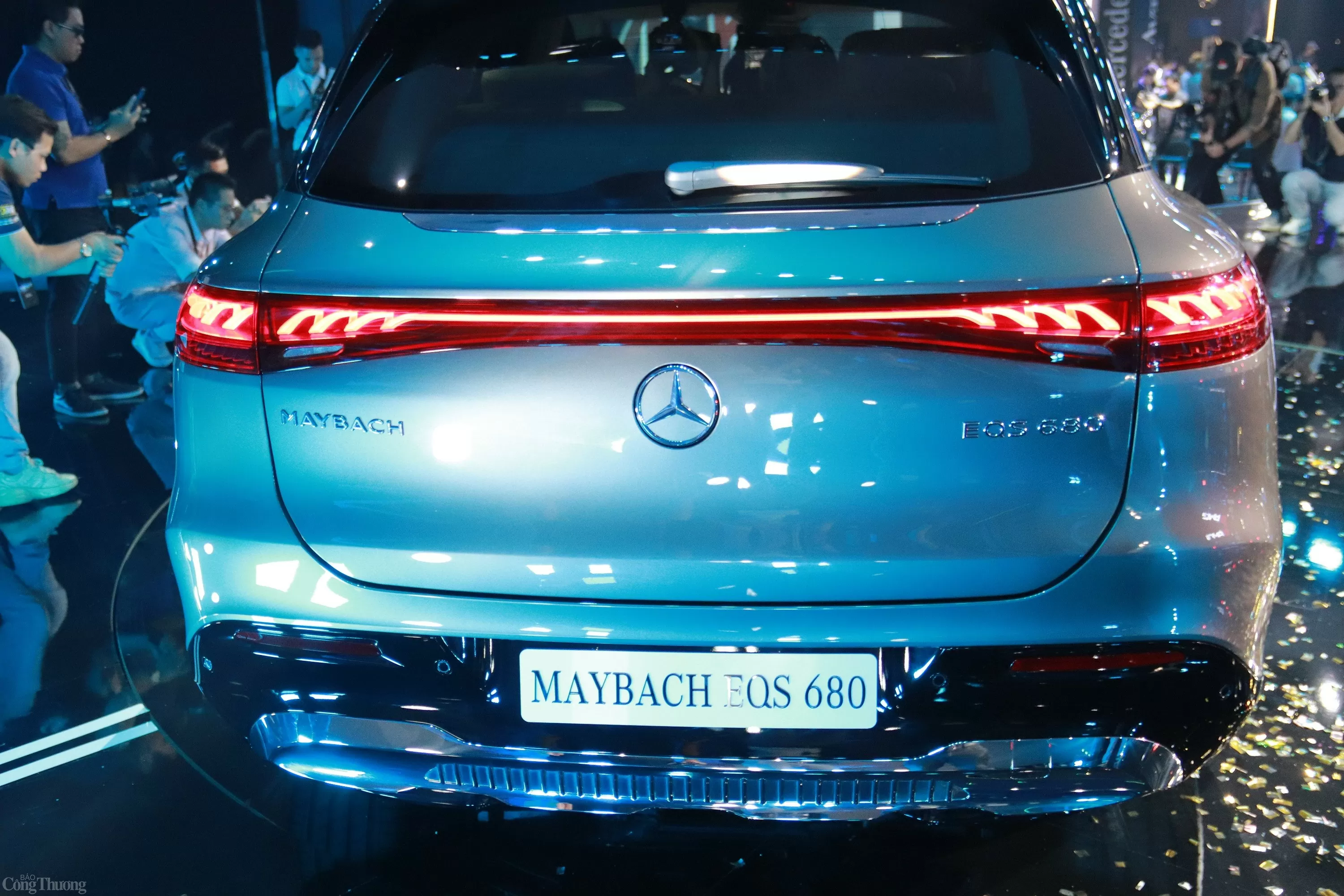 Mercedes-Maybach EQS 680 SUV: Dòng xe thuần điện siêu sang lần đầu tiên có mặt tại Hà Nội