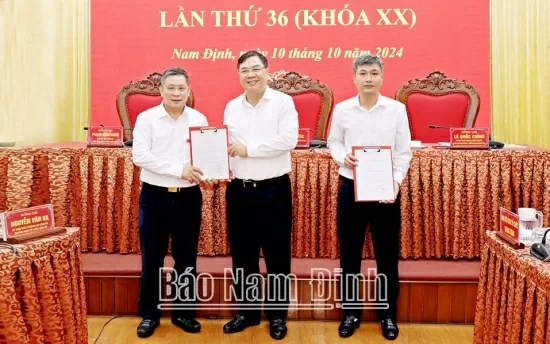 Nhân sự 10/10: Bộ Công Thương và Bộ Tư pháp bổ nhiệm nhân sự