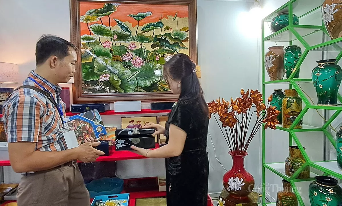 Khai mạc Hội chợ quốc tế Quà tặng hàng thủ công mỹ nghệ Hà Nội 2024 - Hanoi Giftshow 2024