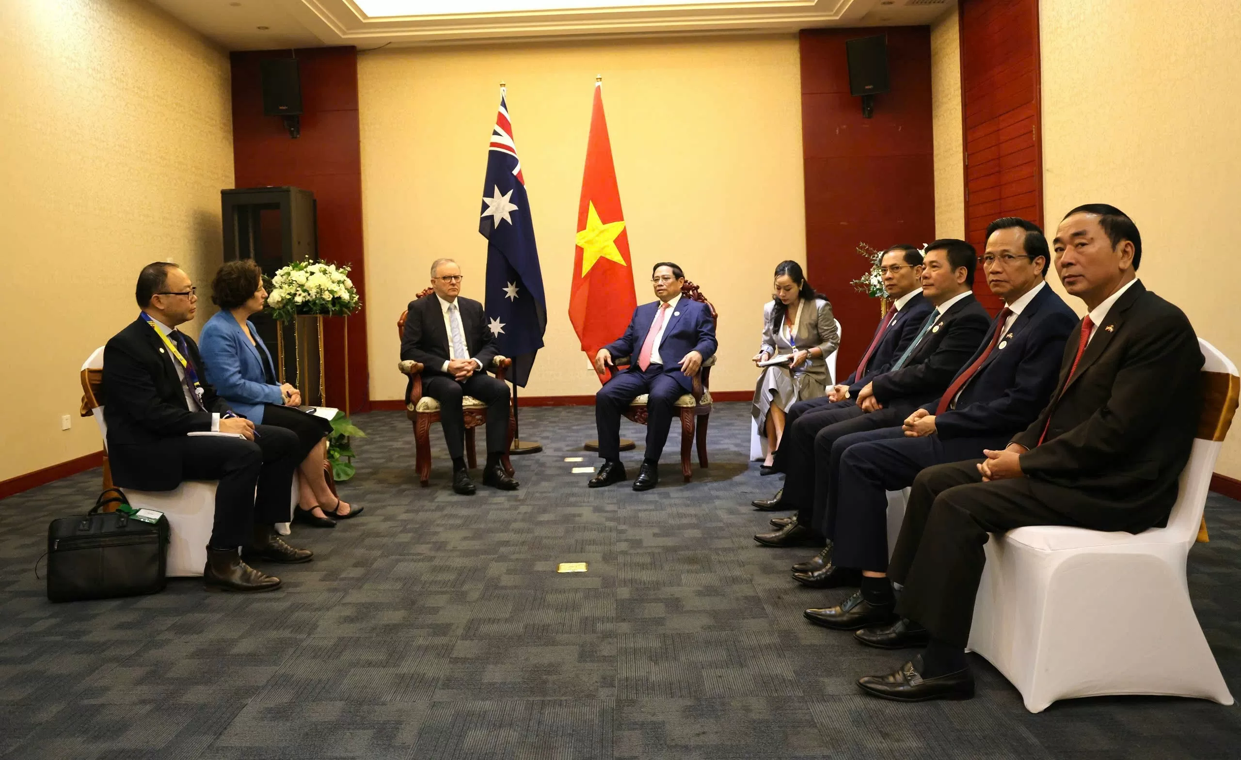 Thủ tướng Phạm Minh Chính gặp Thủ tướng Australia Anthony Albanese