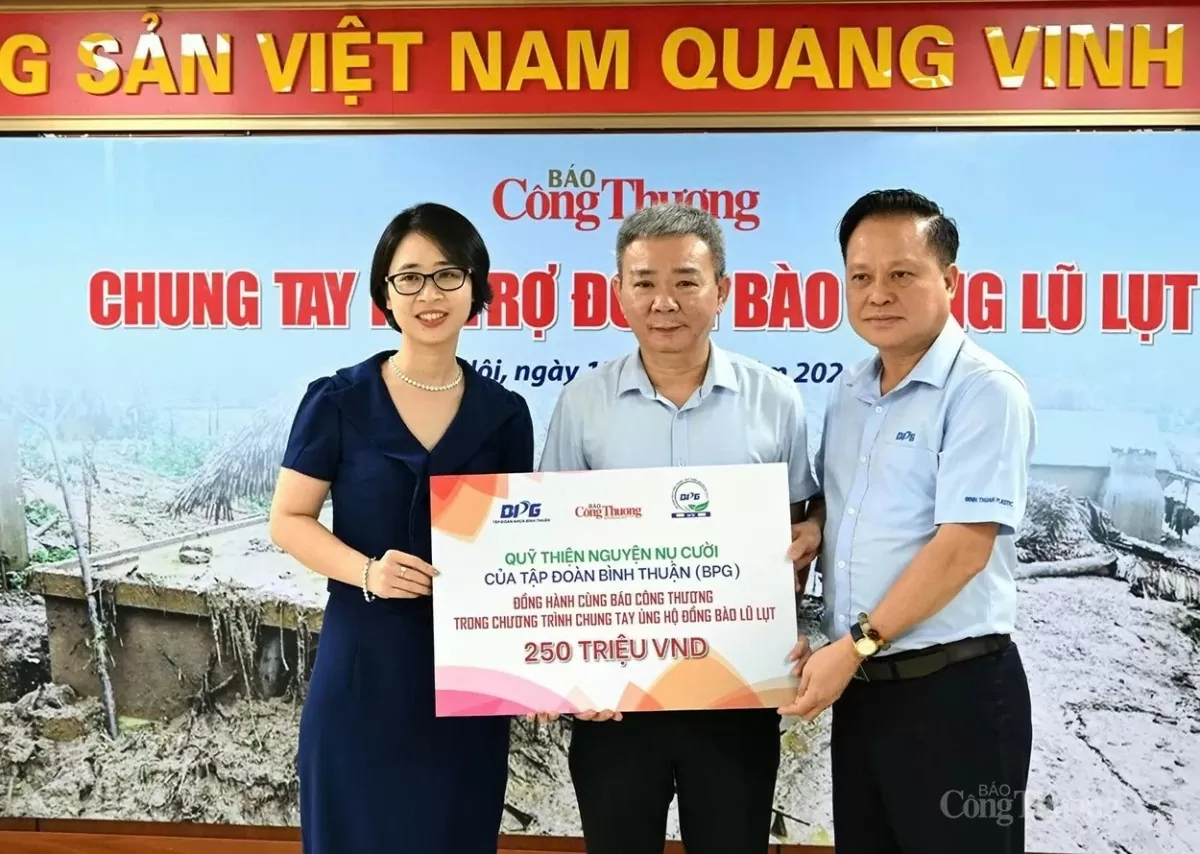 Báo Công Thương khép lại chương trình 'Chung tay hỗ trợ đồng bào vùng lũ lụt'