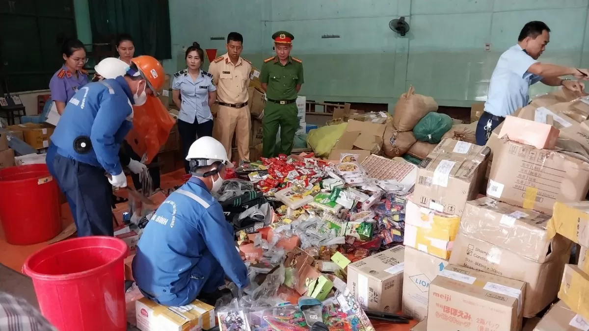 Bắc Giang: Tiêu hủy gần 116 nghìn sản phẩm giả nhãn hiệu lớn