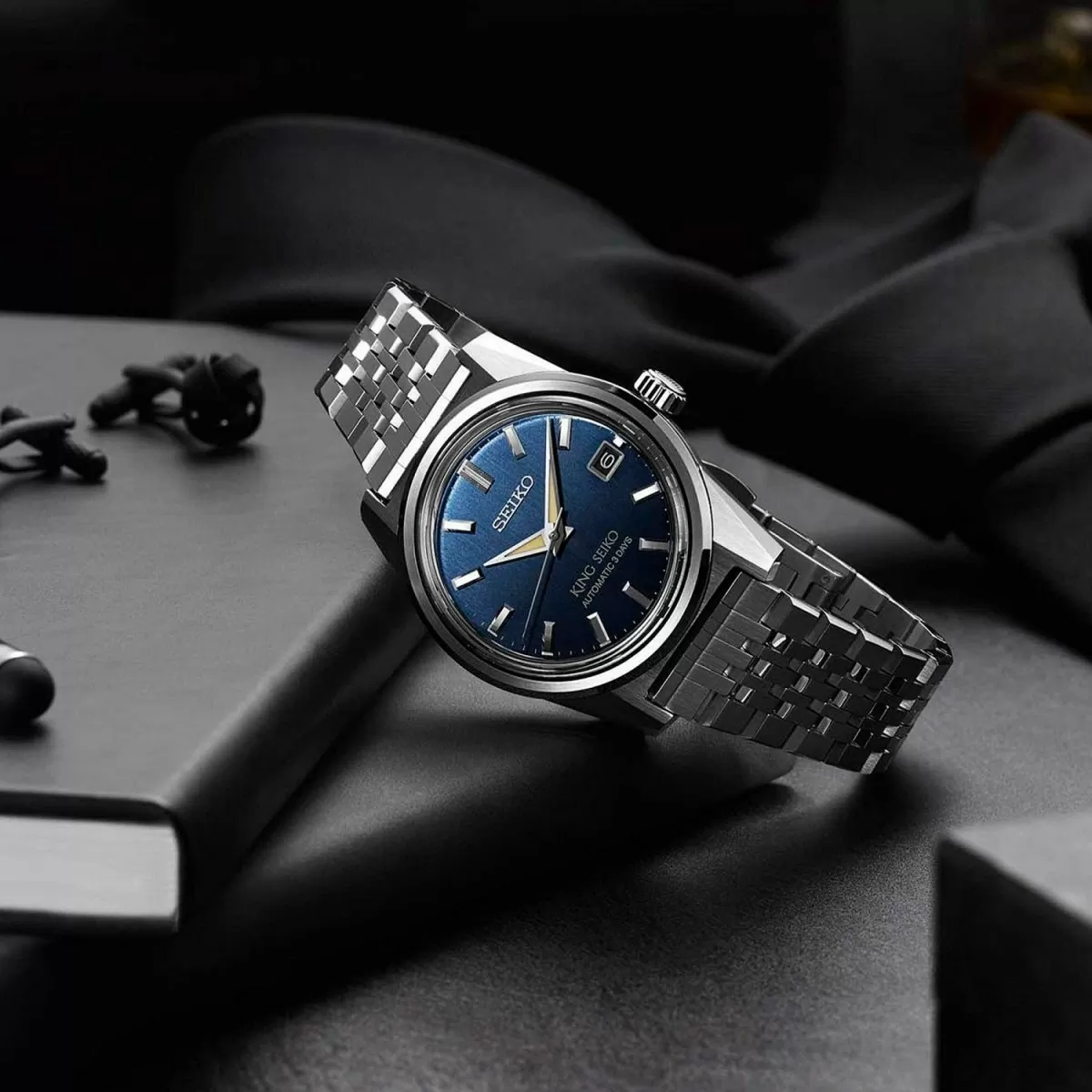 Nhận chứng nhận Seiko Salon, Hải Triều mở bán King Seiko tại Showroom Quận 1