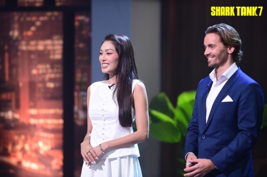 nuoc hoa cao cap bi che gia thanh cat co a hau thao nhi le trang tay tai shark tank