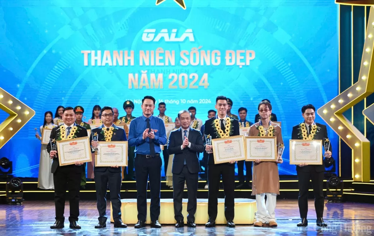 Cầu thủ Tiến Linh, rapper Double2T được vinh danh 'Thanh niên sống đẹp' năm 2024