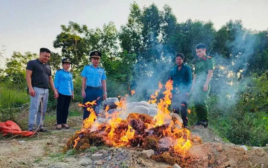 hàng không rõ nguồn gốc