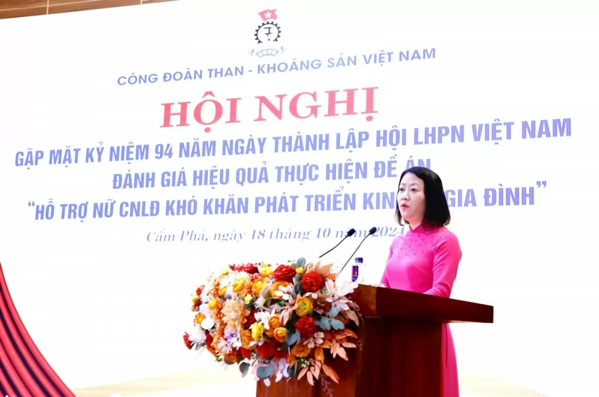 Công đoàn TKV: Gặp mặt kỷ niệm 94 năm ngày thành lập Hội LHPN Việt Nam 20/10 Công đoàn TKV: Gặp mặt kỷ niệm 94 năm ngày thành lập Hội LHPN Việt Nam 20/10