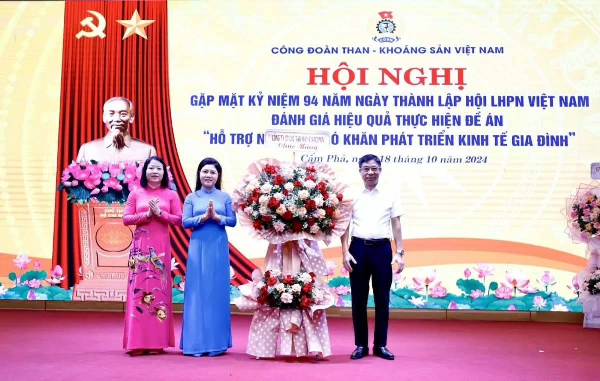 Công đoàn TKV: Gặp mặt kỷ niệm 94 năm ngày thành lập Hội LHPN Việt Nam 20/10 Công đoàn TKV: Gặp mặt kỷ niệm 94 năm ngày thành lập Hội LHPN Việt Nam 20/10
