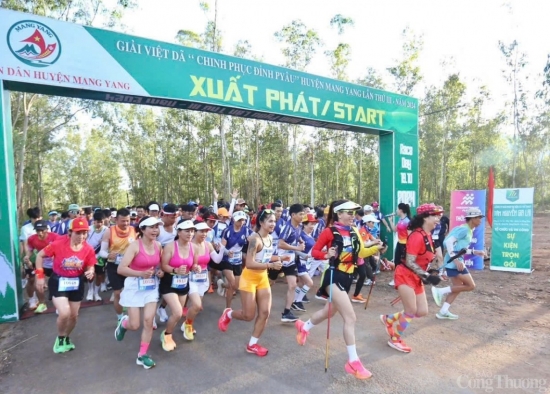 hon 550 van dong vien tham gia giai viet da qua cung duong xuyen rung tuyet dep tai gia lai