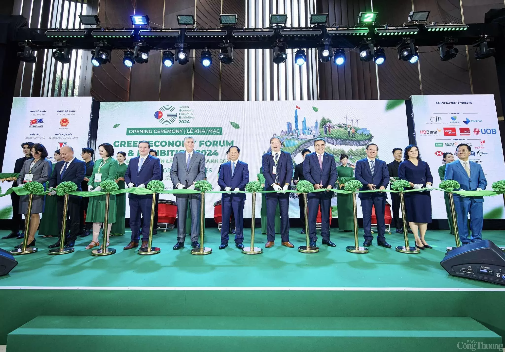 Khai mạc Diễn đàn và Triển lãm Kinh tế Xanh – GEFE 2024 Khai mạc Diễn đàn và Triển lãm Kinh tế Xanh – GEFE 2024