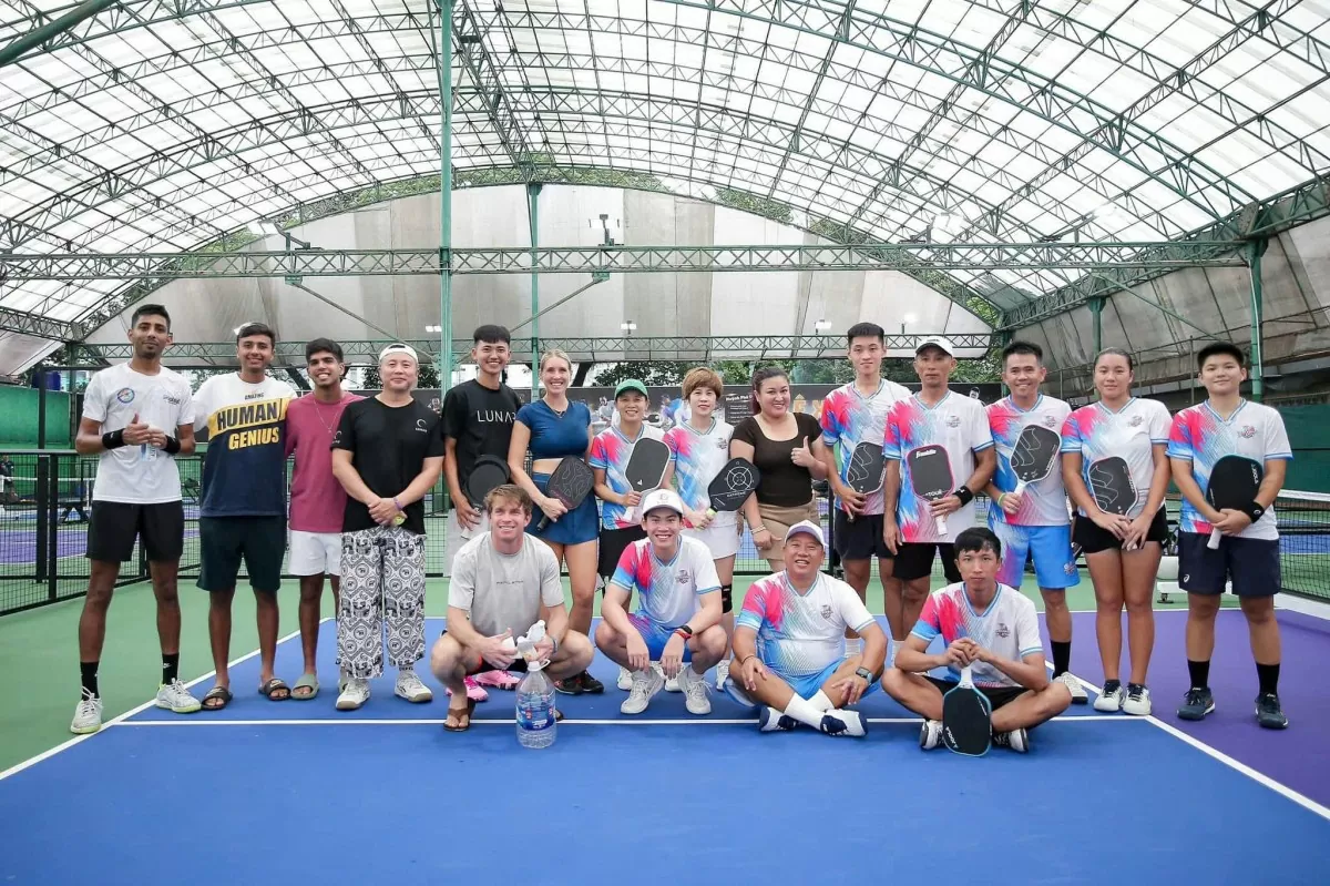 Team D-Joy tập luyện cùng các vận động viên Pickleball top đầu thế giới.