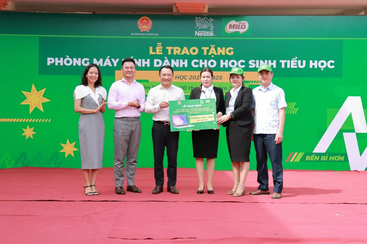 Nestlé MILO trao tặng máy tính cho các trường tiểu học vùng cao, đa dạng trải nghiệm học tập cho trẻ em