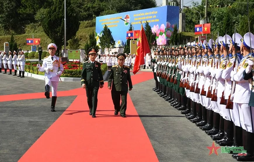 Chính thức khai mạc giao lưu hữu nghị quốc phòng biên giới Việt Nam - Lào lần thứ hai