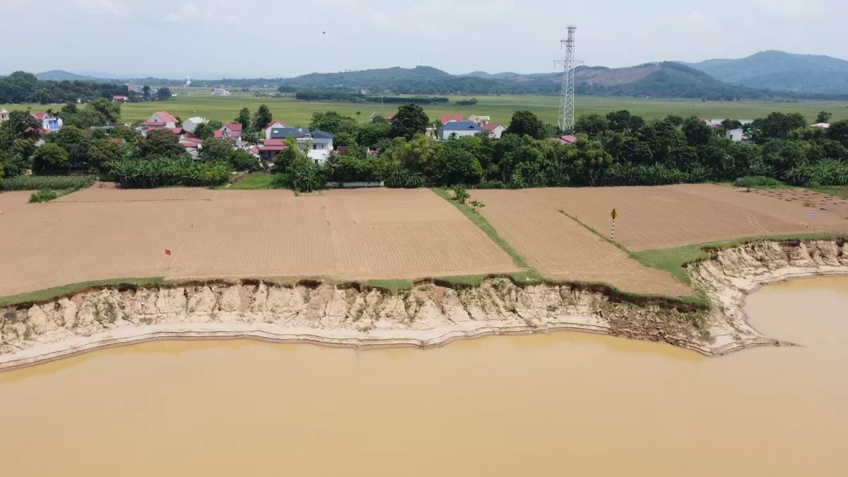 sạt lở mỏ cát bờ sông thanh hóa