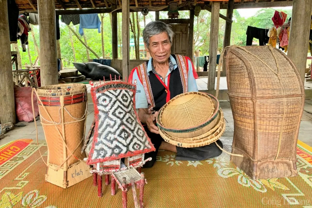 Người Hà Lăng ở Kon Tum bảo tồn nét văn hoá truyền thống của nghề sinh ra từ làng