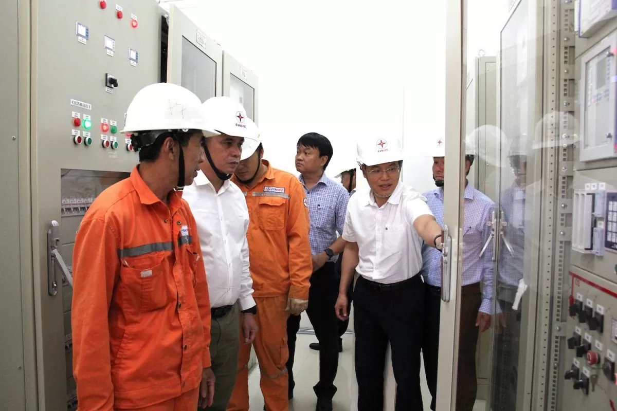 Đoàn công tác của EVNCPC kiểm tra tại các TBA 110kV của Xí nghiệp Lưới điện cao thế Đắk Lắk, Công ty Điện lực Đắk Lắk