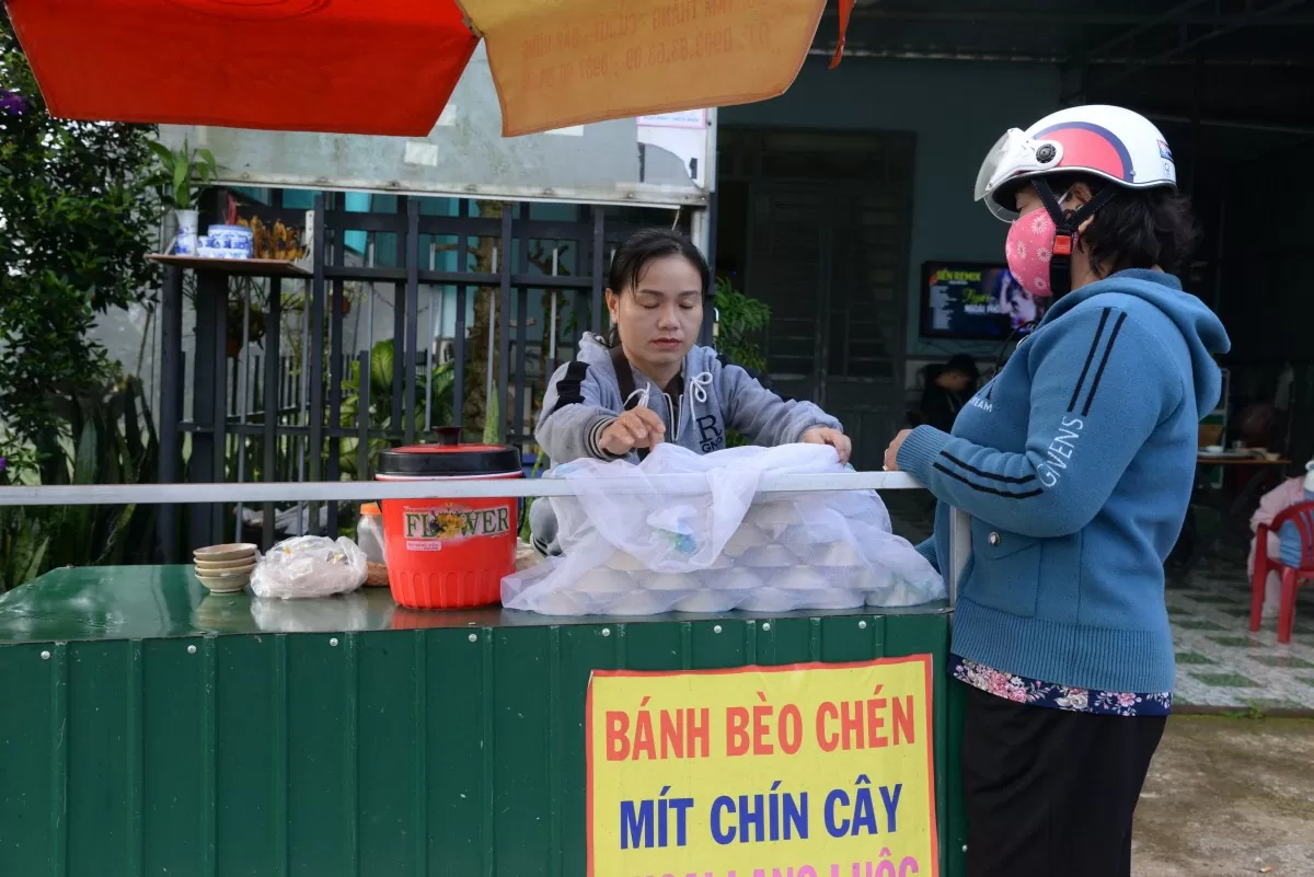 ‘Xe bún bò ước mơ’ của mẹ