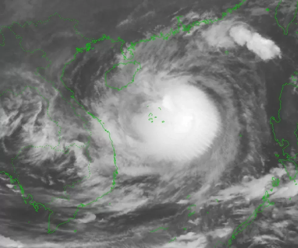 Tin bão số 6 trên Biển Đông mới nhất hôm nay 26/10..............