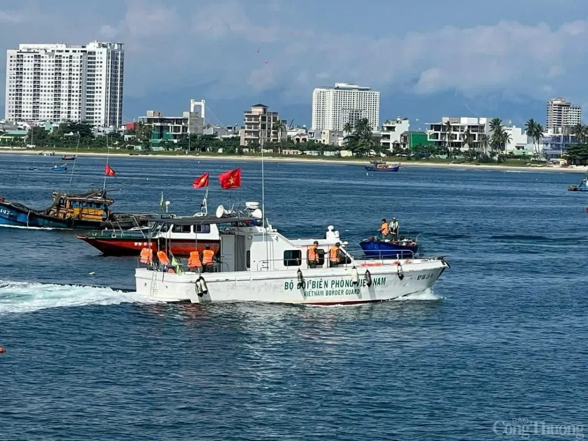 Bộ bội Biên phòng TP. Đà Nẵng tích cực hỗ trợ người dân ứng phó bão số 6