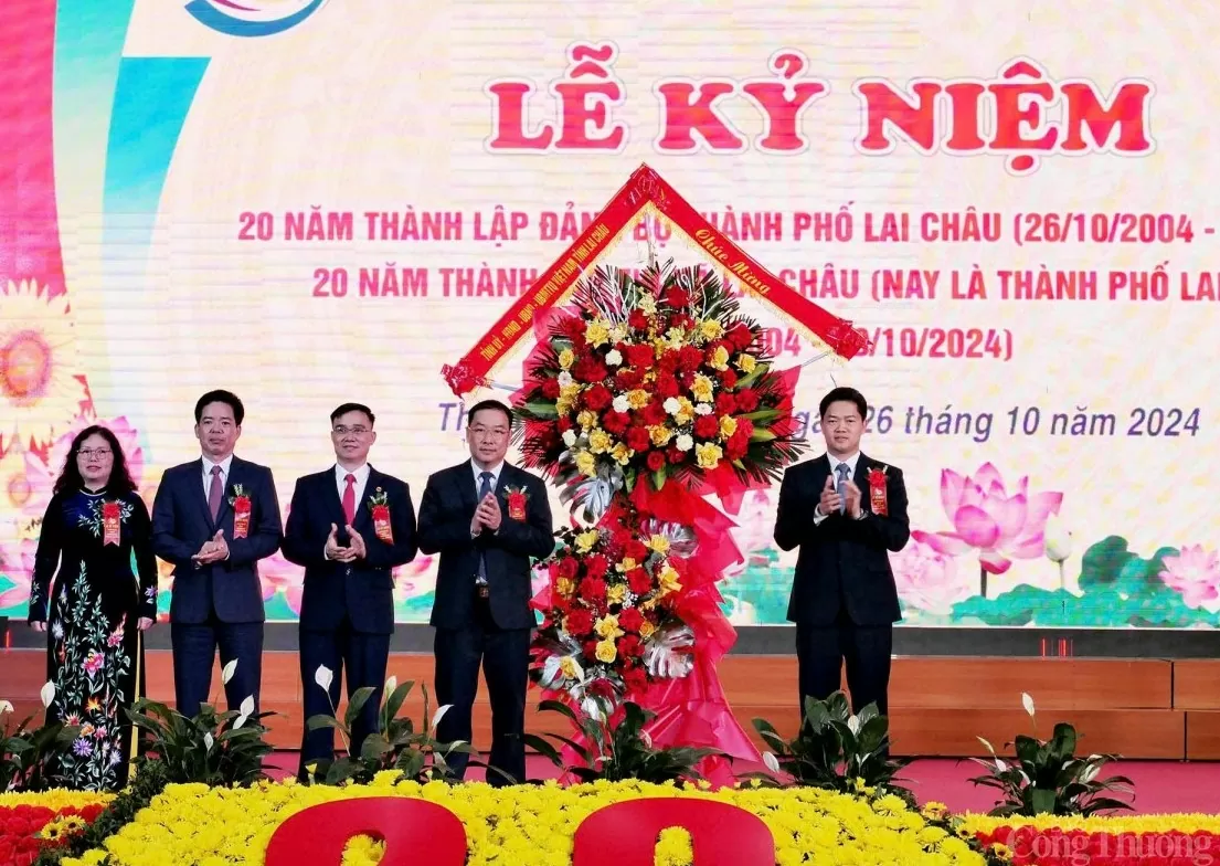 Đảng bộ thành phố Lai Châu kỷ niệm 20 năm thành lập