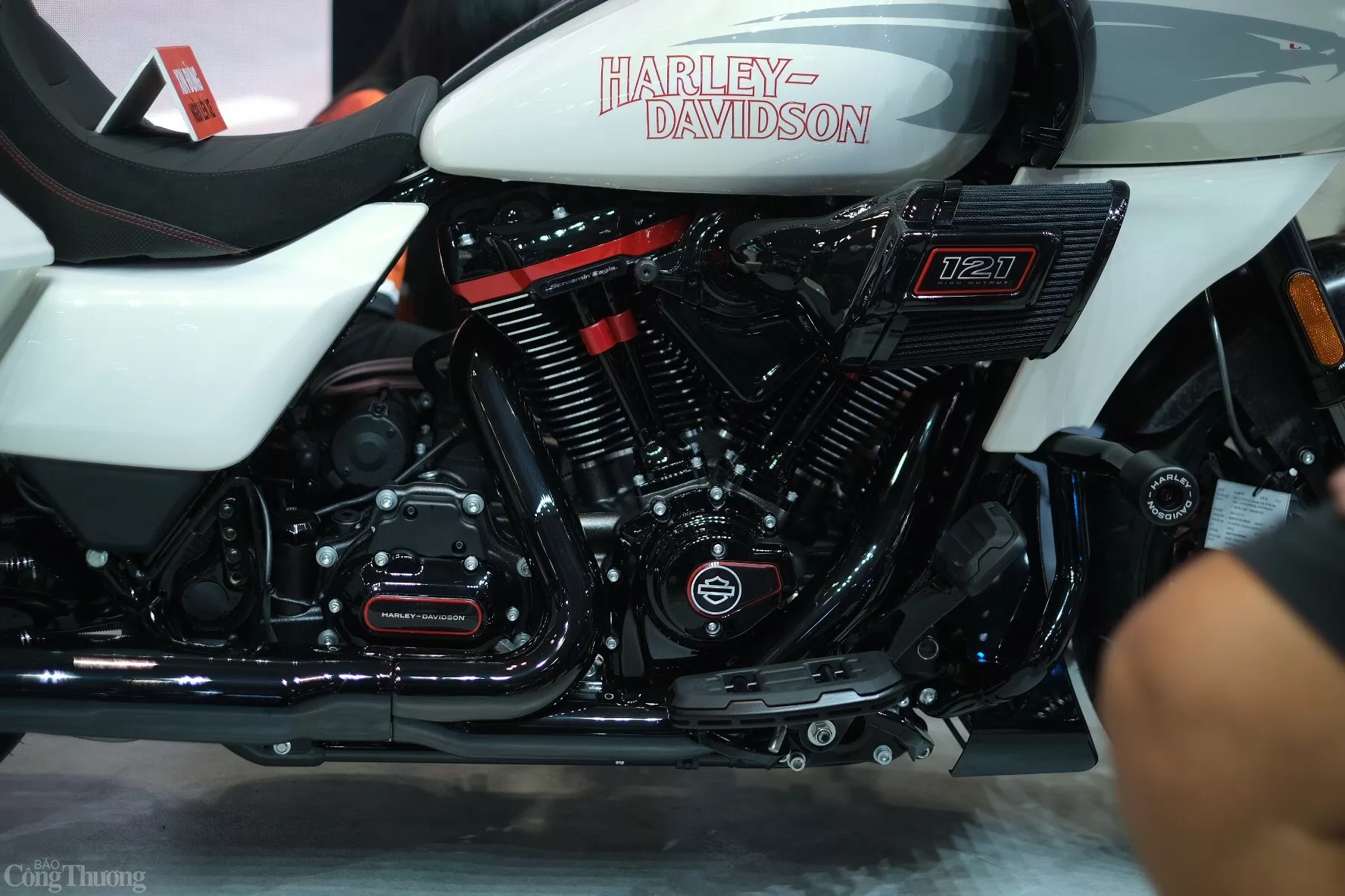 Cận cảnh mẫu xe phân khối lớn Harley-Davidson đắt hơn nhiều ô tô tại Vietnam Motor Show 2024